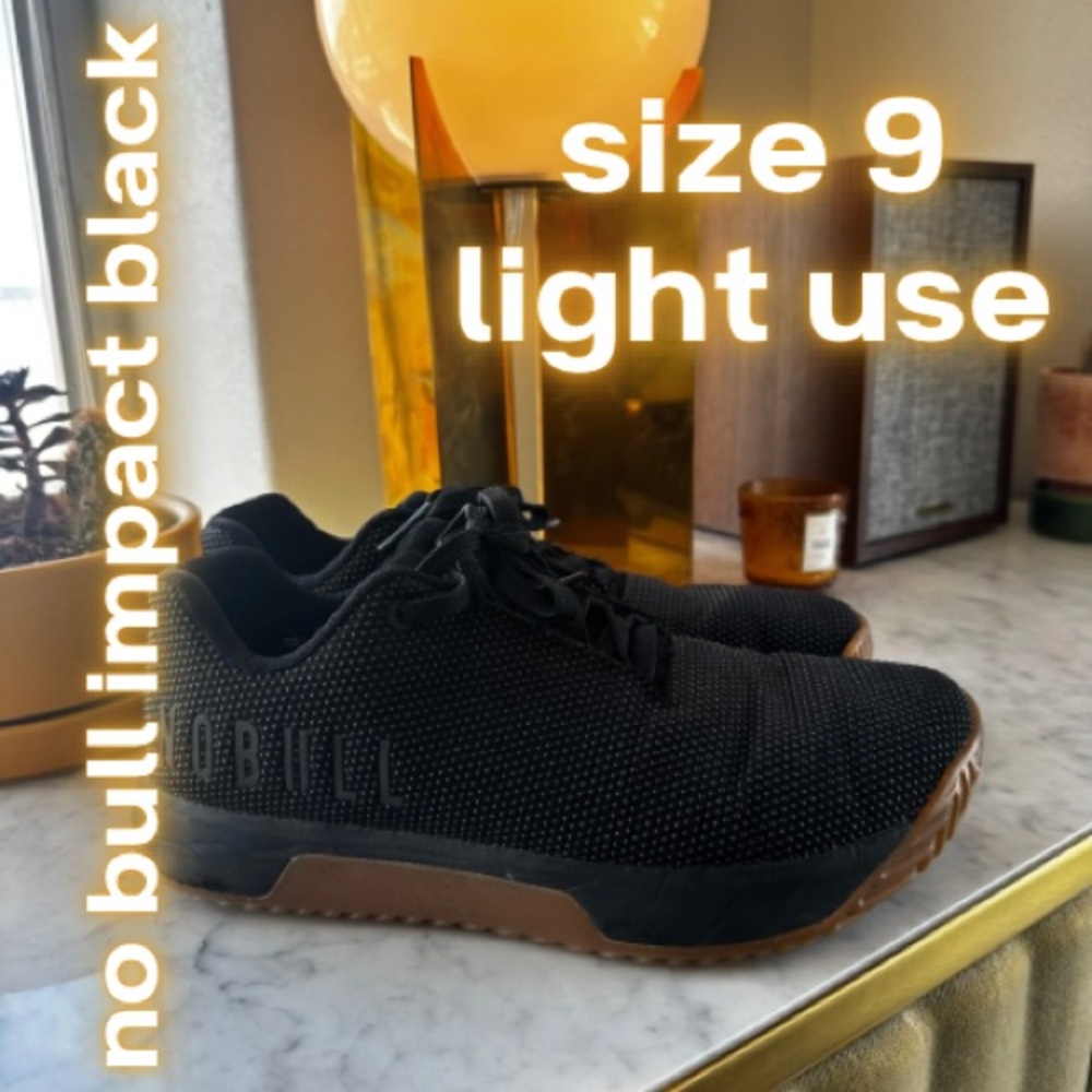 NOBULL impact trainers black gum size 9